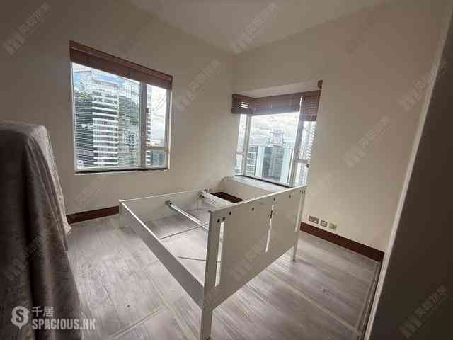Wan Chai - Star Crest 01
