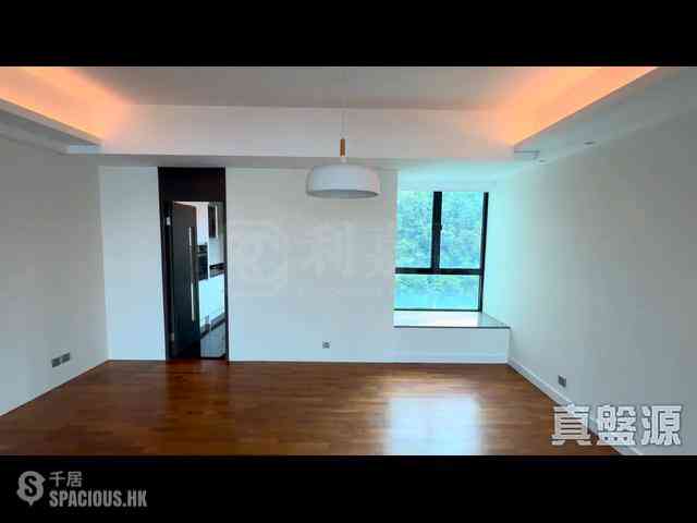 Mid Levels Central - The Harbourview 09