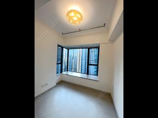 Tai Kok Tsui - Island Harbourview Block 2 04