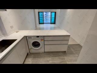 Mid Levels Central - Seymour Place 02