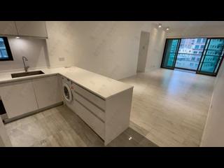 Mid Levels Central - Seymour Place 04