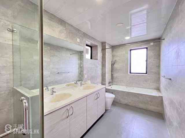 Mid Levels Central - Kennedy Heights 09