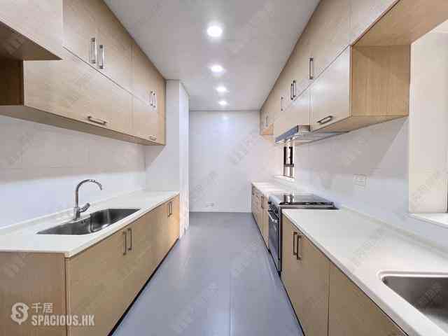 Mid Levels Central - Kennedy Heights 02