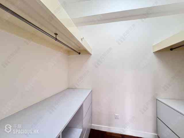 Mid Levels Central - Kennedy Heights 18