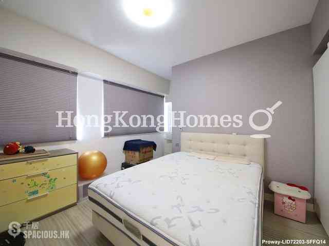 Mid Levels Central - Carlos Court 06
