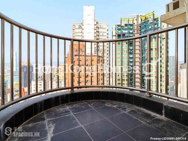 Mid Levels Central - Elegant Terrace 03