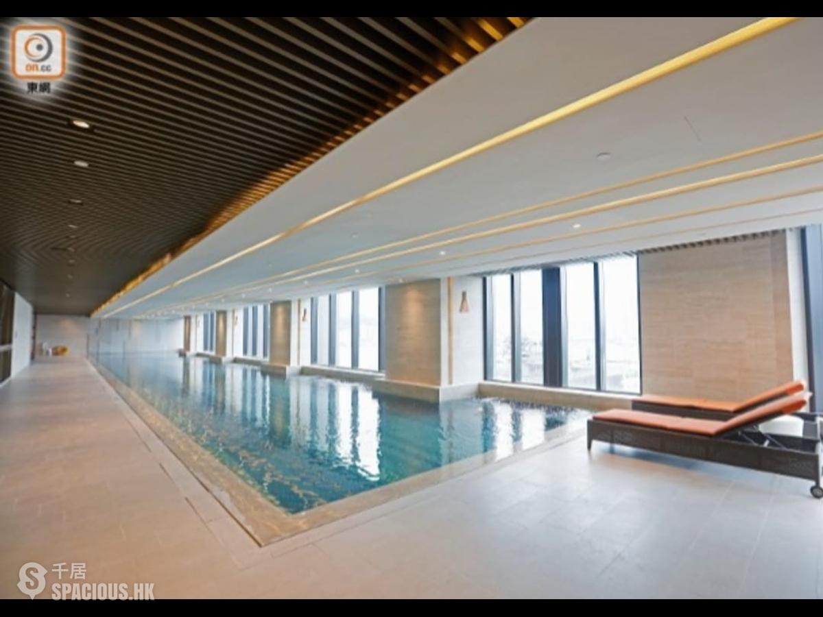 Yau Tong - Peninsula East 01
