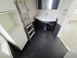 Mid Levels Central - Birchwood Place 15