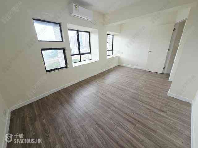 Mid Levels Central - Birchwood Place 17