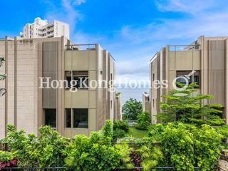 Pok Fu Lam - Bisney Villas 02
