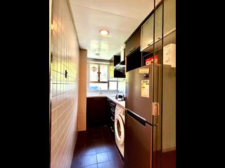 Mid Levels East - Grandview Tower Block A 05
