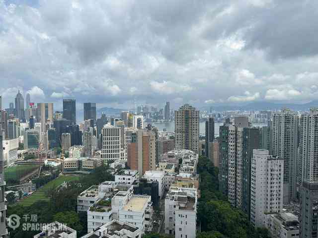 Tai Hang - Yick King Building 03