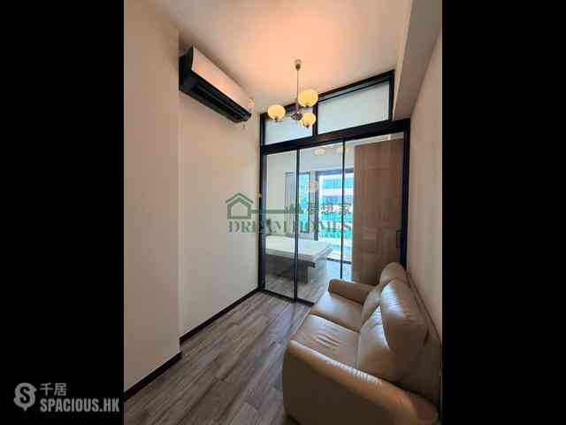 Sheung Wan - AVA128 03