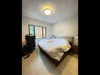 Pok Fu Lam - Baguio Villa Block 27 04