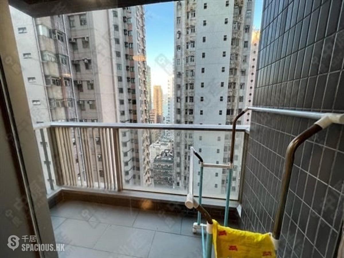 Sai Ying Pun - Island Crest Block 2 01
