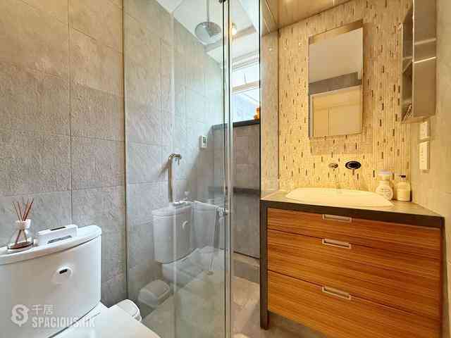 Happy Valley - Ventris Place 13