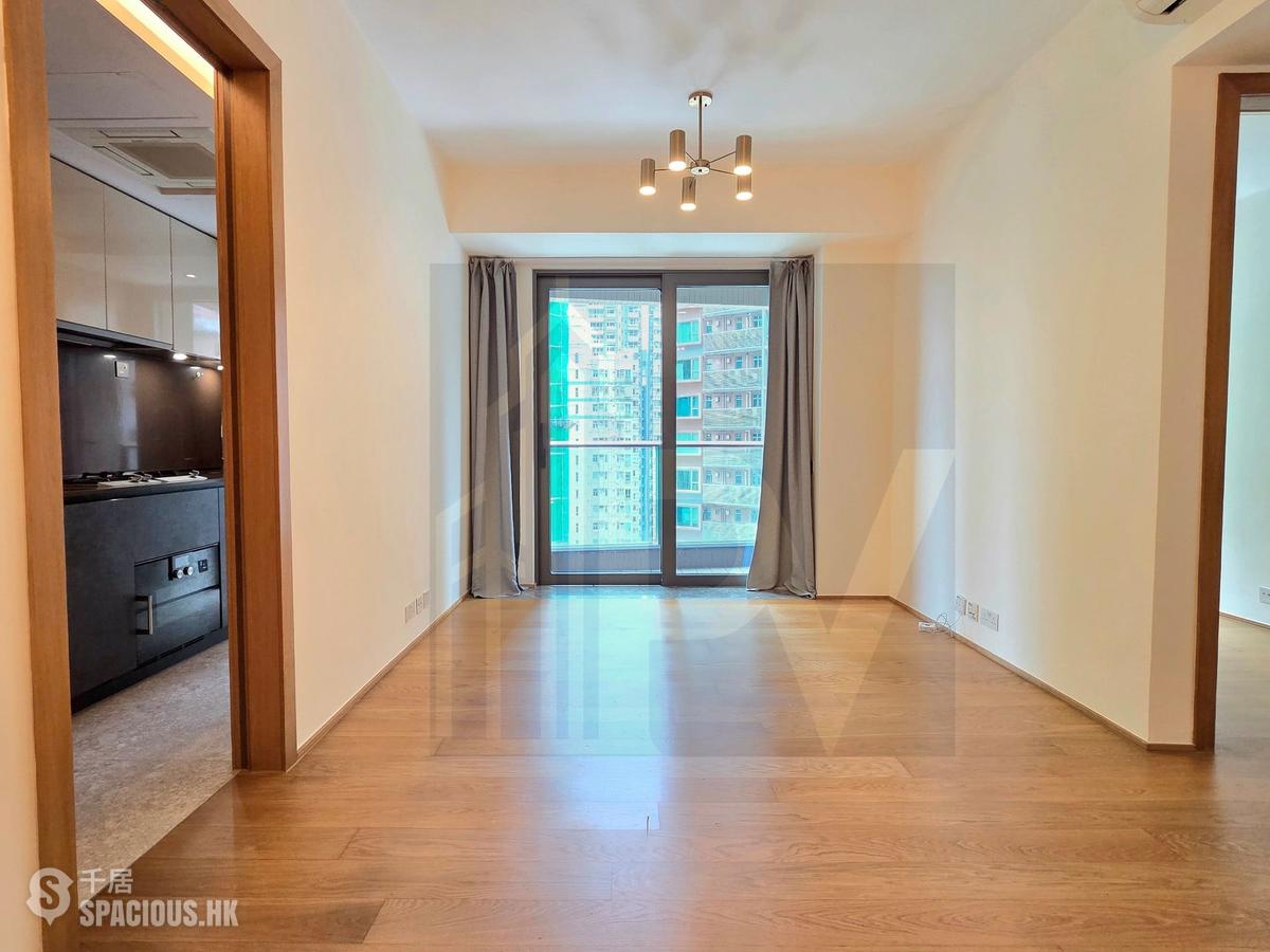 Mid Levels West - Alassio 01