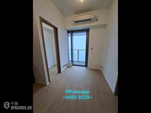 Sai Ying Pun - Des Voeux W Residence 06