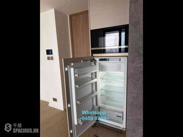 Sai Ying Pun - Des Voeux W Residence 09