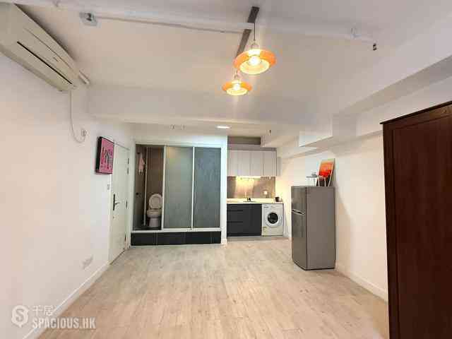Sheung Wan - Yu Hing Mansion 08