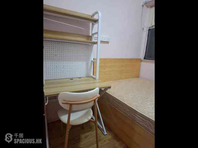 Sai Ying Pun - Kwan Yick Building 03