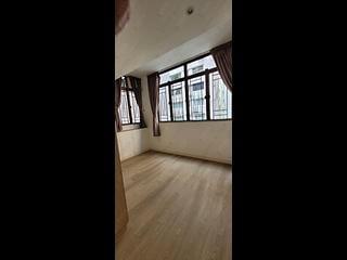 Mid Levels West - Ping On Mansion 05