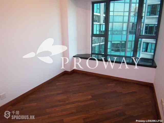 Mid Levels West - 80 Robinson Road 06