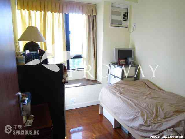 Mid Levels West - Ying Piu Mansion 06