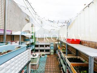 Shek Tong Tsui - Charmview Court 03