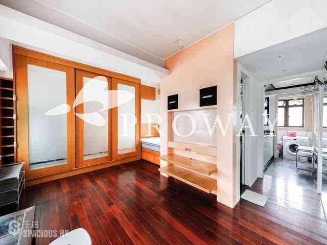 Shek Tong Tsui - Charmview Court 04