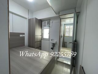Sai Ying Pun - 300-302, Queen's Road West 02