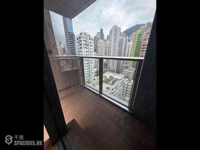 Sai Ying Pun - Des Voeux W Residence 02