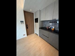 Sai Ying Pun - Des Voeux W Residence 04