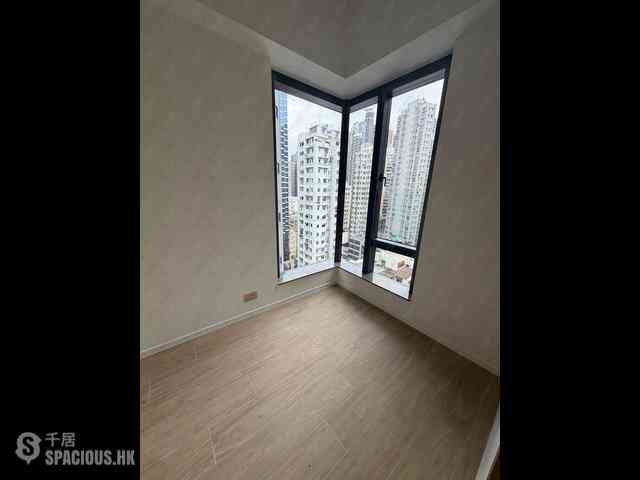 Sai Ying Pun - Des Voeux W Residence 08