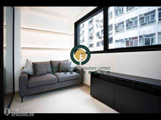 Sheung Wan - 379, Queen's Road Central 02