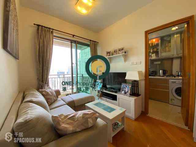 Wan Chai - The Zenith 02