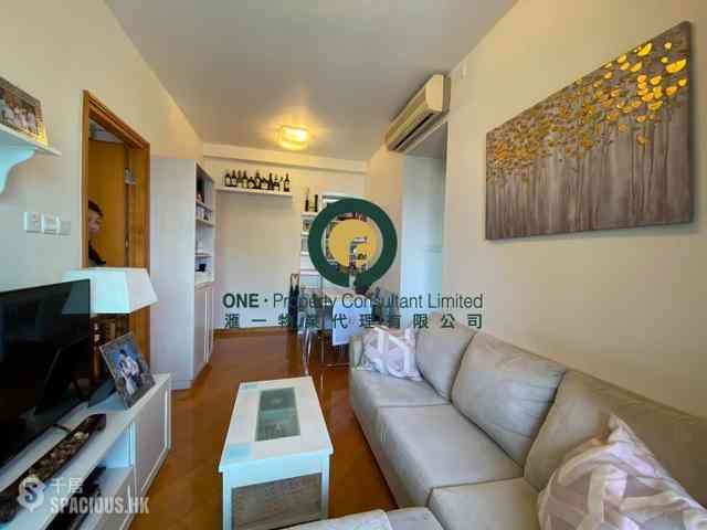 Wan Chai - The Zenith 04