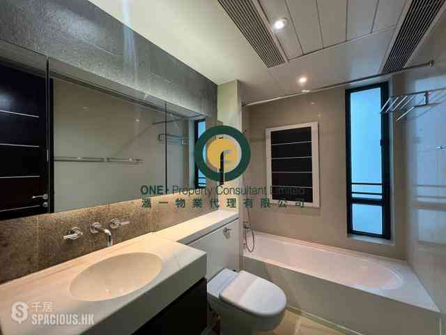Mid Levels Central - 11, Macdonnell Road 04