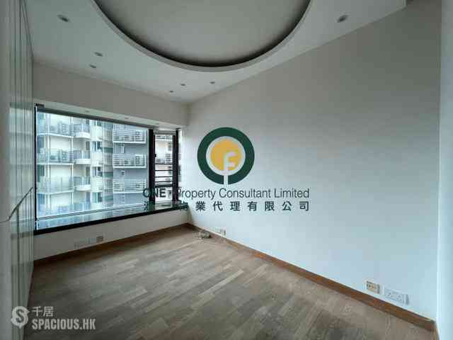 Mid Levels Central - 11, Macdonnell Road 06