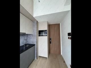 Sai Ying Pun - Des Voeux W Residence 05
