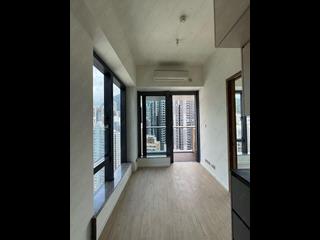 Sai Ying Pun - Des Voeux W Residence 07