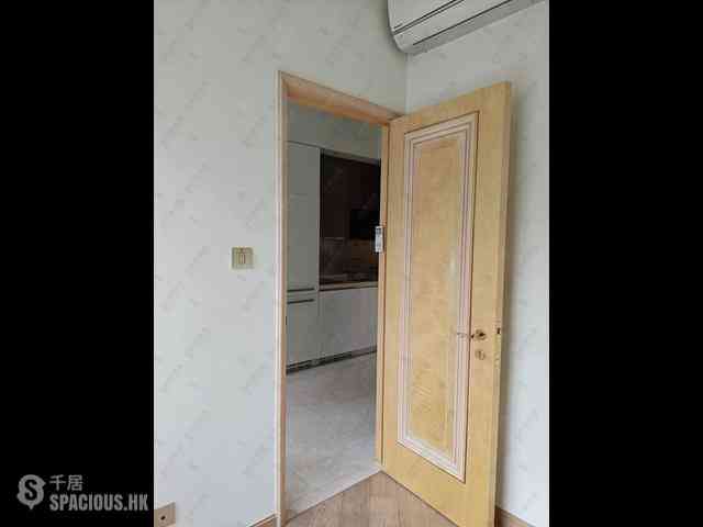 Sai Ying Pun - 63, Pokfulam Amber House (Tower 1) 11