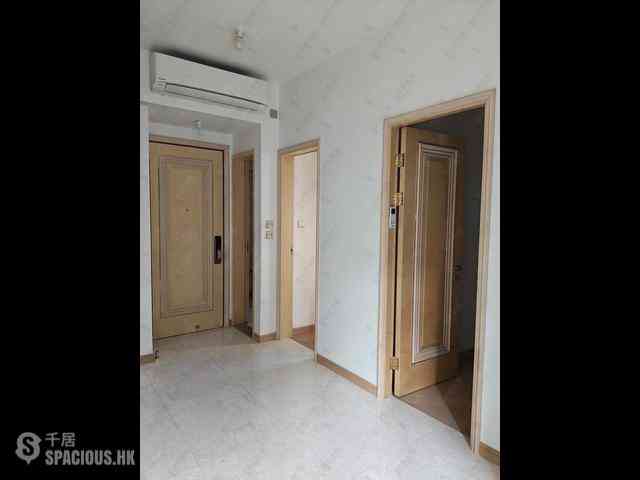 Sai Ying Pun - 63, Pokfulam Amber House (Tower 1) 13