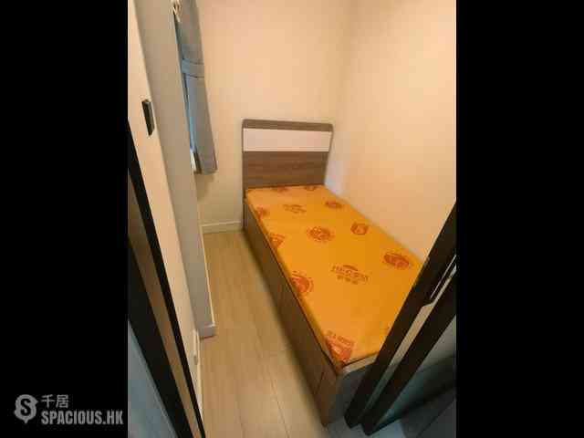 Sheung Wan - Kiu Fat Building Front Block (Block B) 07