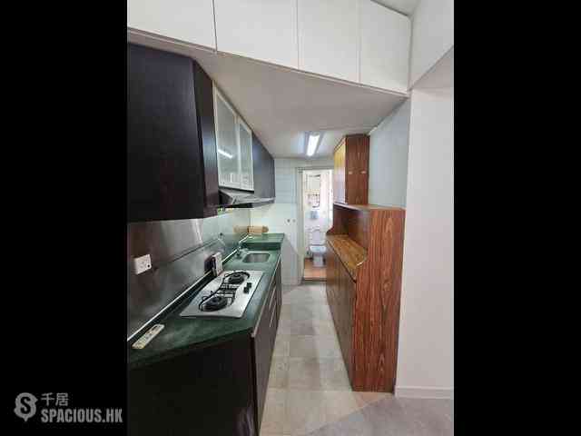 Kennedy Town - Kin Liong Mansion 12