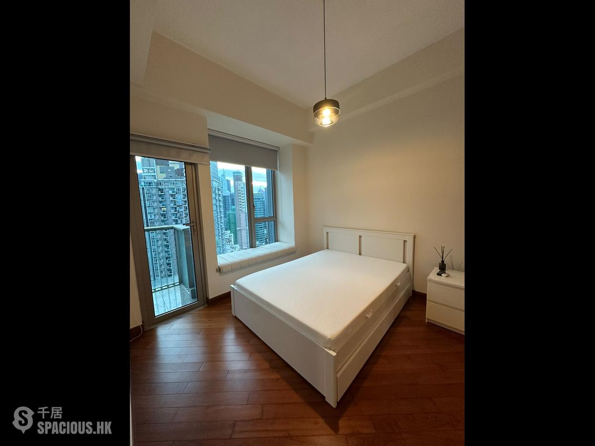 Wan Chai - The Avenue Phase 1 01