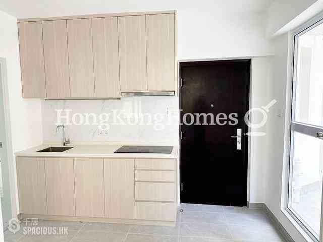 Kennedy Town - Cheong Kat Mansion 03