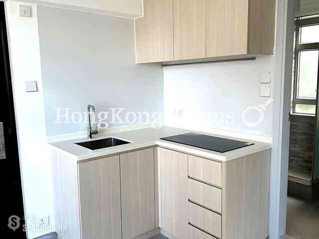 Kennedy Town - Cheong Kat Mansion 13