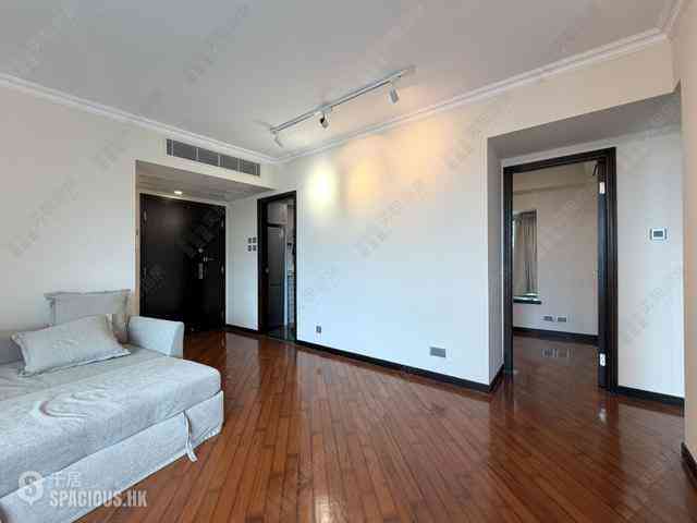 Mid Levels West - 80 Robinson Road 07