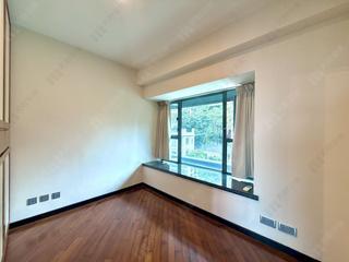 Mid Levels West - 80 Robinson Road 13